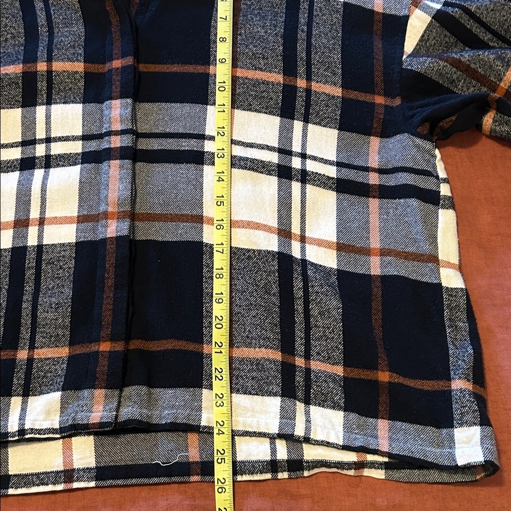 Madewell Boxy Plaid Flannel Button Up Shirt size Large - Picture 6 of 6